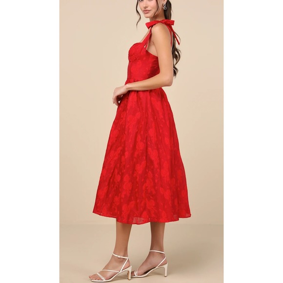 NWT Lulus Loveliest Muse Red Burnout Floral Tie-Strap Midi Dress Sz M - Picture 4 of 8
